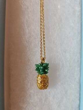 Pineapple Pendant Necklace - Touchstone Crystal